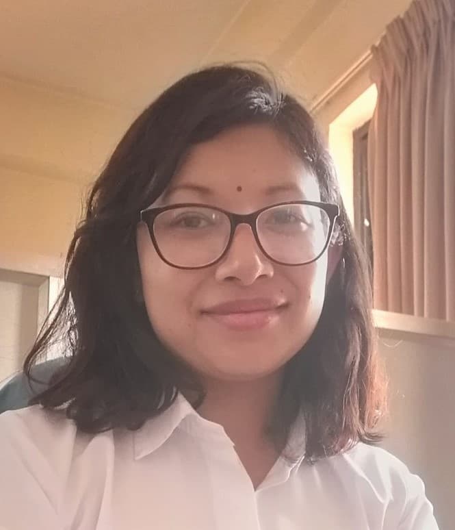इरु श्रेष्ठ
