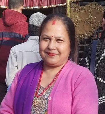 मिना डंगोल